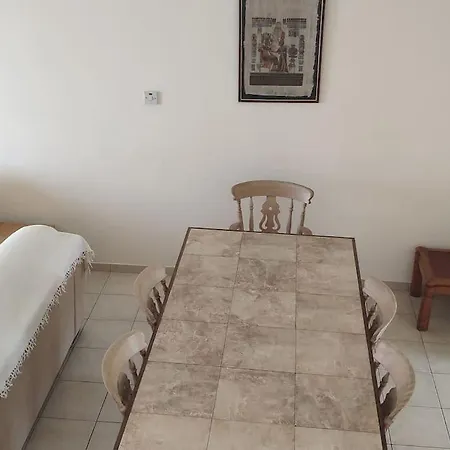 Uniquely Located On The Case de vacanță *