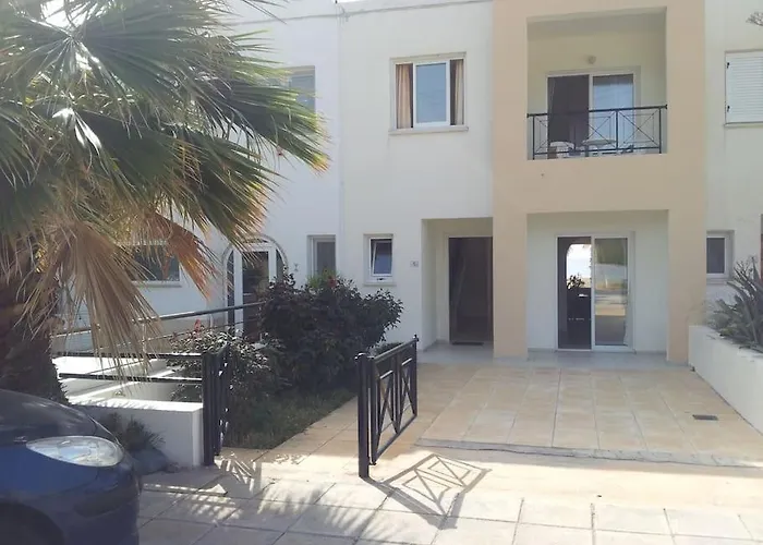 Uniquely Located On The 別荘